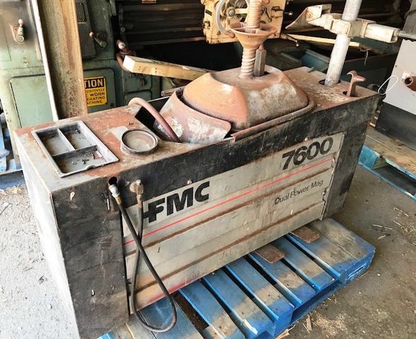 FMC 7600 Tire Changer